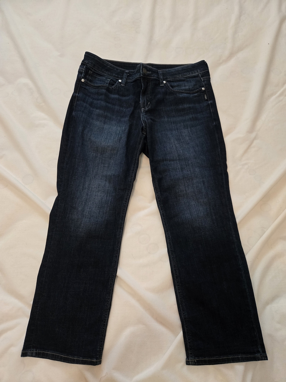Dark Wash Women's Straight-Leg Jeans - Navy Blue